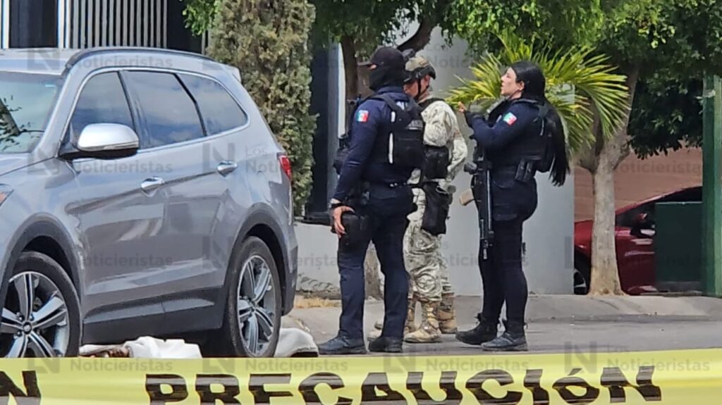 Frente a la parroquia de la Divina Misericordia en el sector Cañadas de Culiacán, ejecutan a un hombre en plena ceremonia religiosa