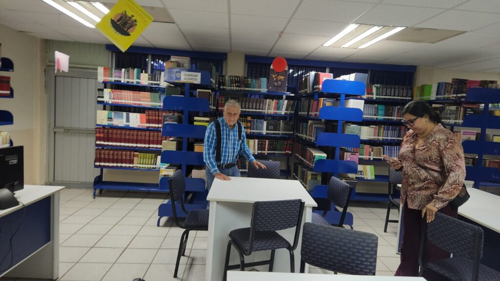“Dios puede ayudarnos de muchas maneras a través del conocimiento”; Carlos Juan, estudiante de 81 años, inspira en la UAS, Guasave