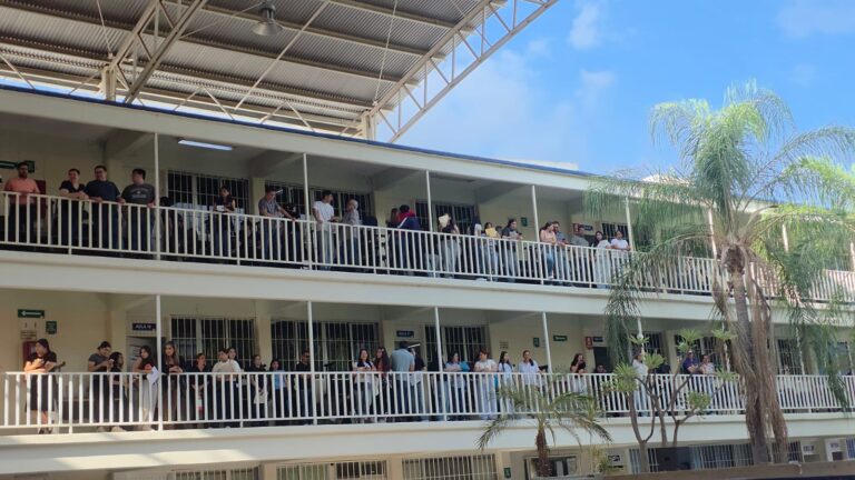 Cerca de 50 mil estudiantes presentan el Examen de Admisión y Diagnóstico para el ciclo escolar 2026-2027 en la UAS