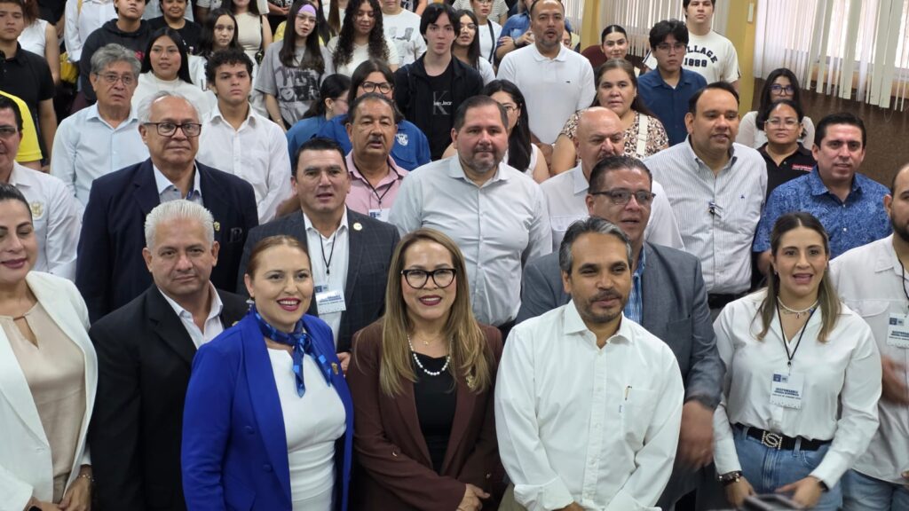 Cerca de 50 mil estudiantes presentan el Examen de Admisión y Diagnóstico para el ciclo escolar 2026-2027 en la UAS