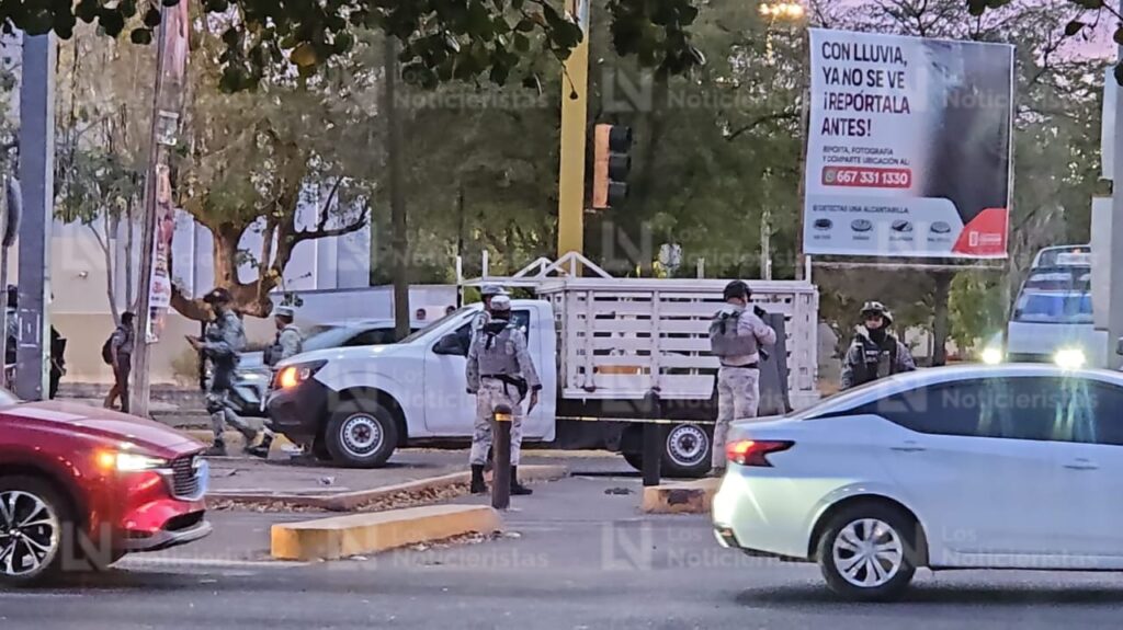 Ejecutan a balazos a un hombre a bordo de una camioneta frente al Centro de Ciencias en Culiacán