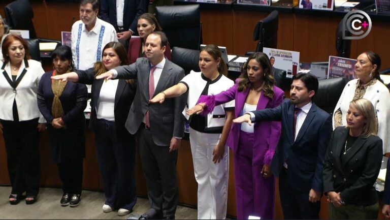 Omar López Campos rinde protesta como suplente de Enrique Inzunza Cázarez en el Senado, tras solicitud de licencia Omar López Campos rinde protesta como suplente de Enrique Inzunza Cázarez en el Senado, tras solicitud de licencia