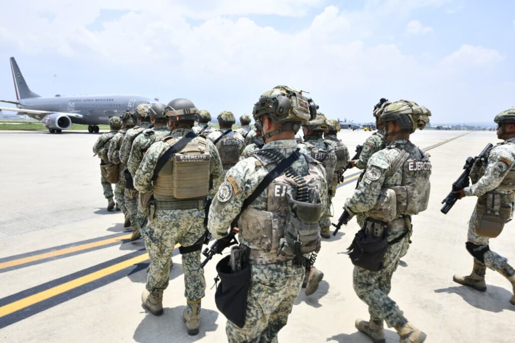Arriban 900 elementos del Cuerpo de Fuerzas Especiales del Ejército Mexicano a Culiacán, Sinaloa