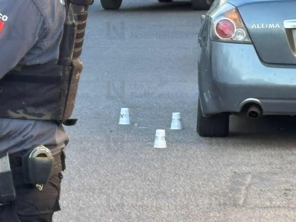 Ejecutan a balazos a una mujer a bordo de un vehículo en el fraccionamiento Rincón del Humaya de Culiacán
