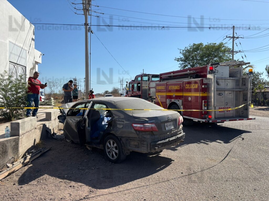 Dos mujeres enfermeras pierden la vida tras aparatoso accidente en La Báscula de Costa Rica, Culiacán