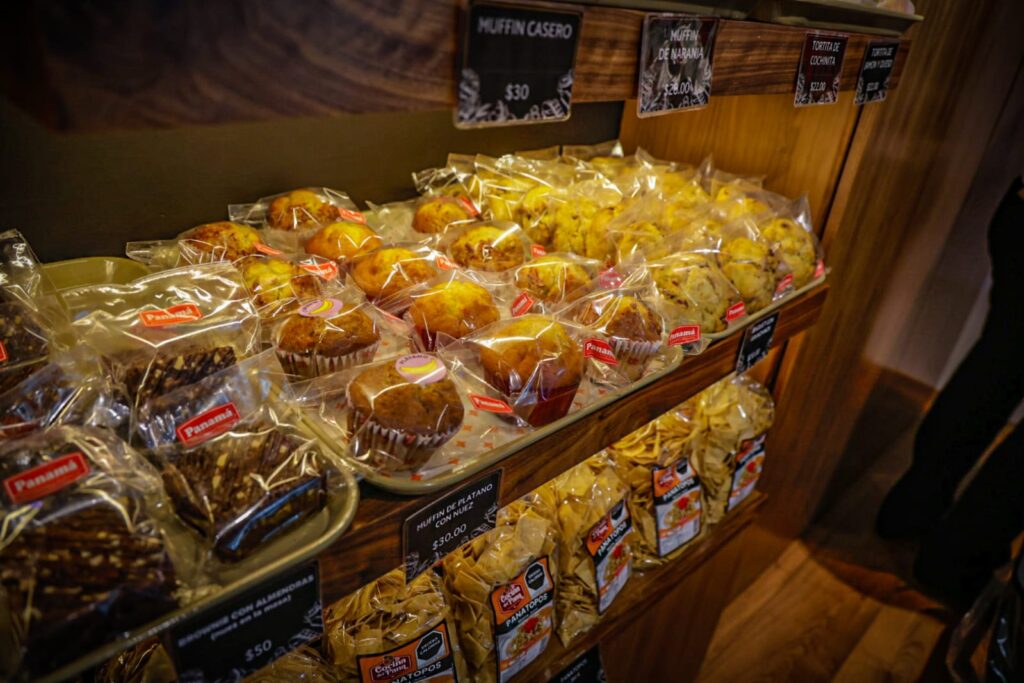 ¡Llévate un pay de guayaba! El sabor de Panamá despega desde Culiacán, Sinaloa; abre sucursal en la sala de abordaje del aeropuerto