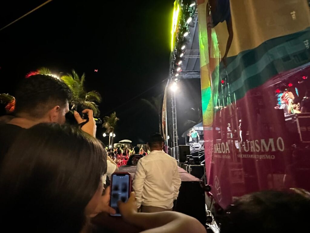 ¡Se te nota, Mazatlán, Sinaloa! Guaynaa desata la fiesta mundialista y pone a bailar a miles en Olas Altas