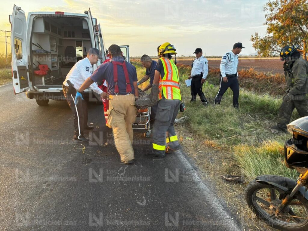 Una persona sin vida y dos más lesionadas el saldo de un accidente en Flores Magón, Ahome, Sinaloa