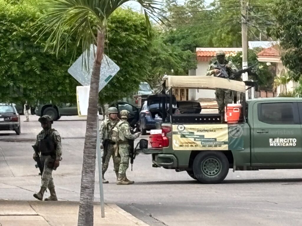 Ataque armado contra tripulantes de un vehículo deja un fallecido y un herido en la Miguel Hidalgo, Culiacán