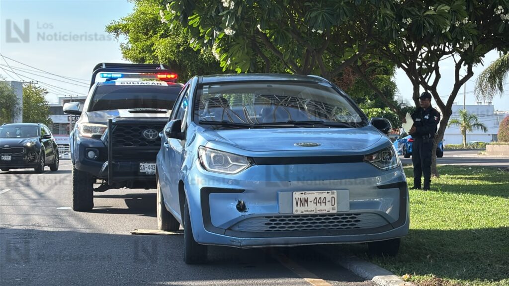 Privan de la libertad al conductor de un vehículo eléctrico frente al Tec de Culiacán