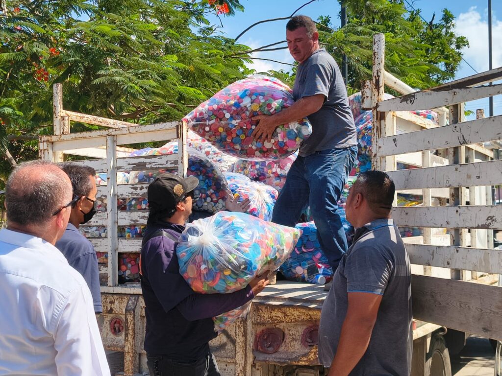 Se unen por Romina: jardín de niños en Mazatlán, Sinaloa, reúne toneladas de tapas para apoyar a menor con cáncer