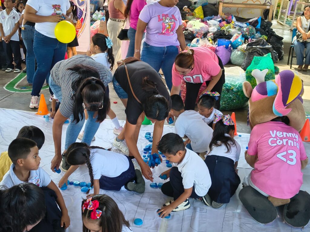 Se unen por Romina: jardín de niños en Mazatlán, Sinaloa, reúne toneladas de tapas para apoyar a menor con cáncer