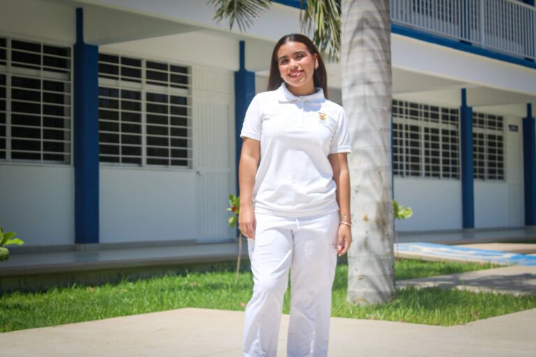 María Fernanda, estudiante de Medicina de la UAS Extensión Guasave realizará movilidad internacional en España