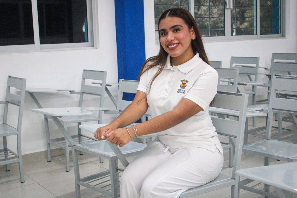 María Fernanda, estudiante de Medicina de la UAS Extensión Guasave realizará movilidad internacional en España