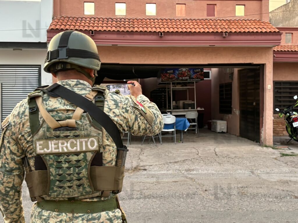 Atacan a balazos a joven marisquero en su negocio en la colonia 21 de Marzo en Culiacán, Sinaloa