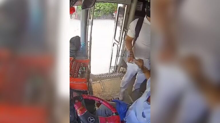 En Sinaloa, chofer del transporte urbano exhibe a joven por usar credencial estudiantil ajena para obtener descuento En Sinaloa, chofer del transporte urbano exhibe a joven por usar credencial estudiantil ajena para obtener descuento