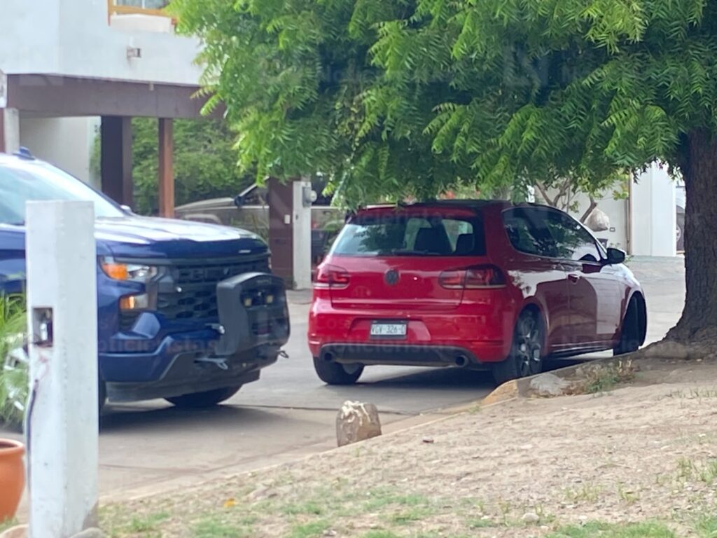 Atacan a balazos un domicilio y un vehículo en la privada Misión del Álamo, sector Country de Culiacán, Sinaloa