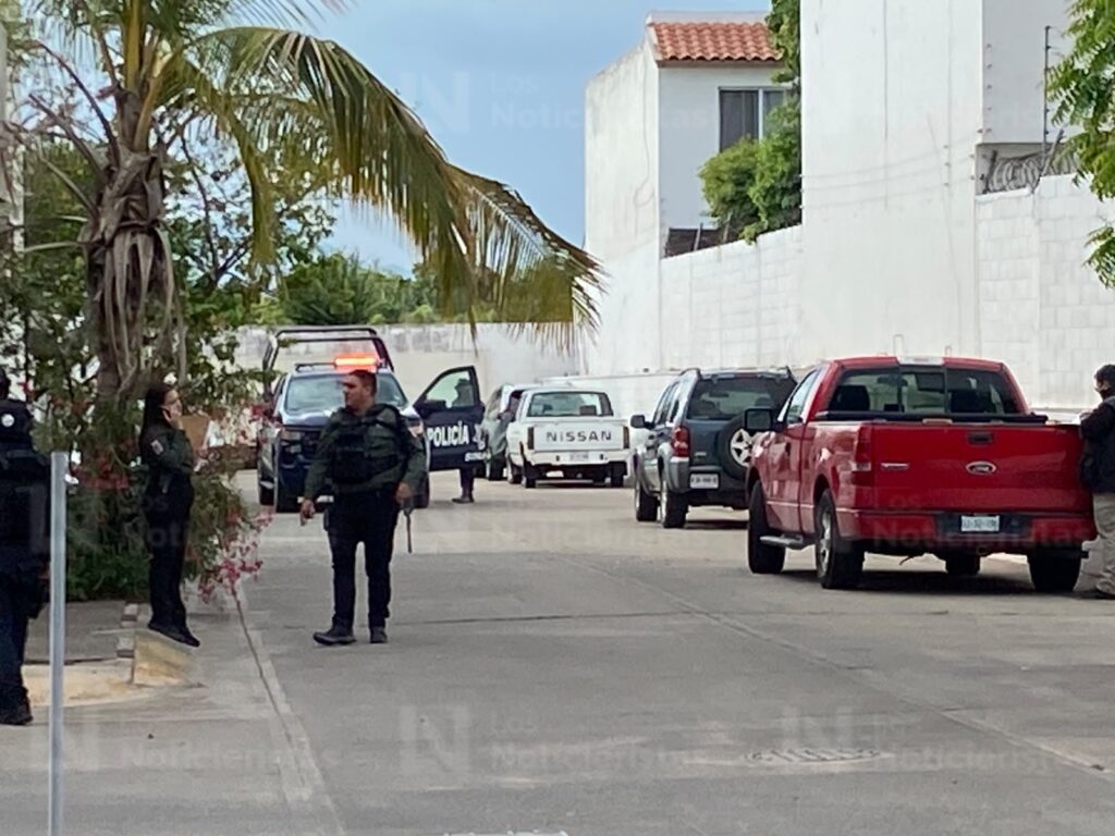 Atacan a balazos un domicilio y un vehículo en la privada Misión del Álamo, sector Country de Culiacán, Sinaloa