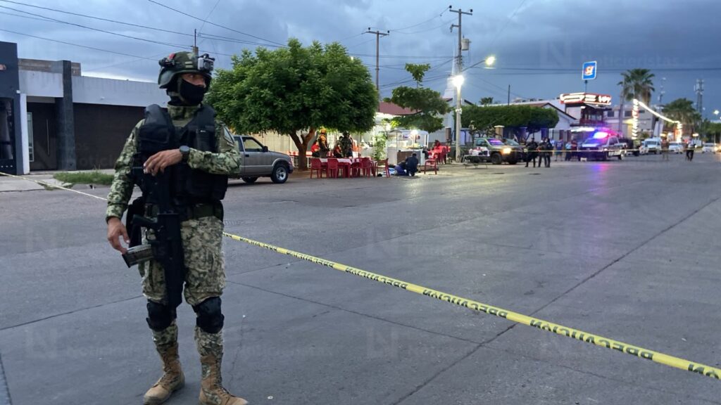 Ataque armado en una taquería deja un hombre fallecido y un trabajador herido por esquirla en el sector Barrancos de Culiacán