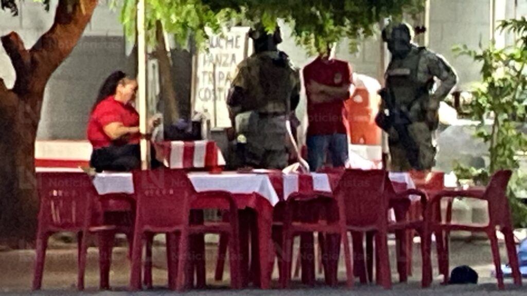 Ataque armado en una taquería deja un hombre fallecido y un trabajador herido por esquirla en el sector Barrancos de Culiacán
