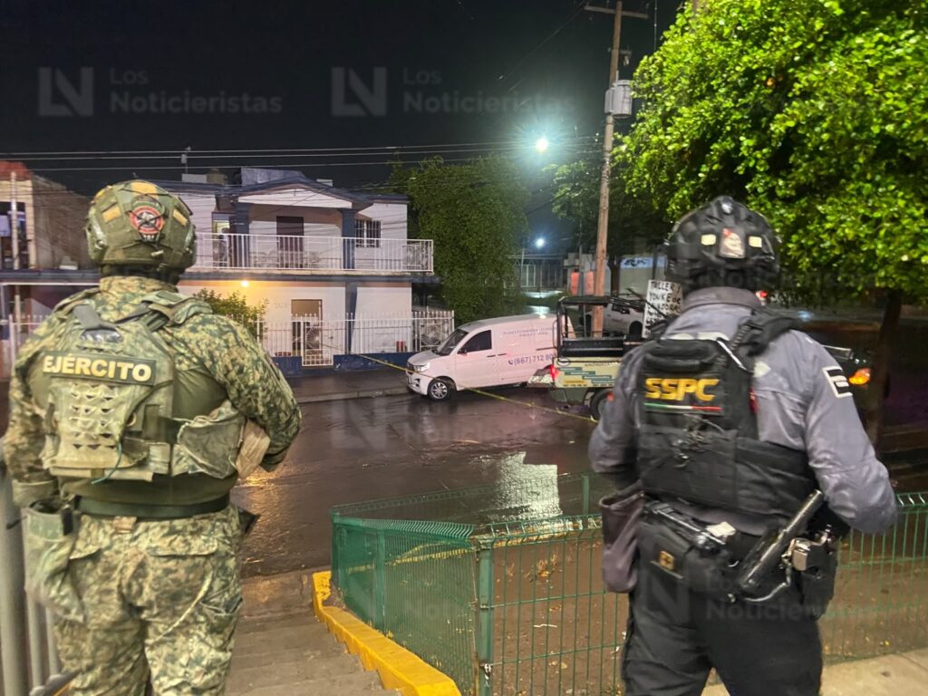 En la segunda planta de un domicilio ejecutan a balazos a un joven en la colonia Emiliano Zapata de Culiacán