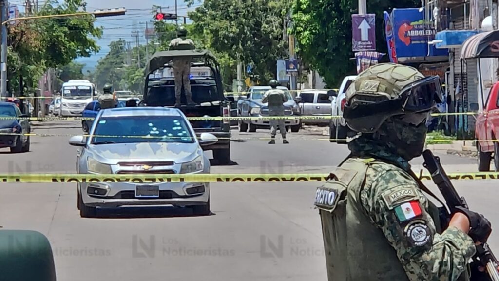 Con ráfagas de arma larga ejecutan a un hombre en la Lombardo Toledano de Culiacán, Sinaloa