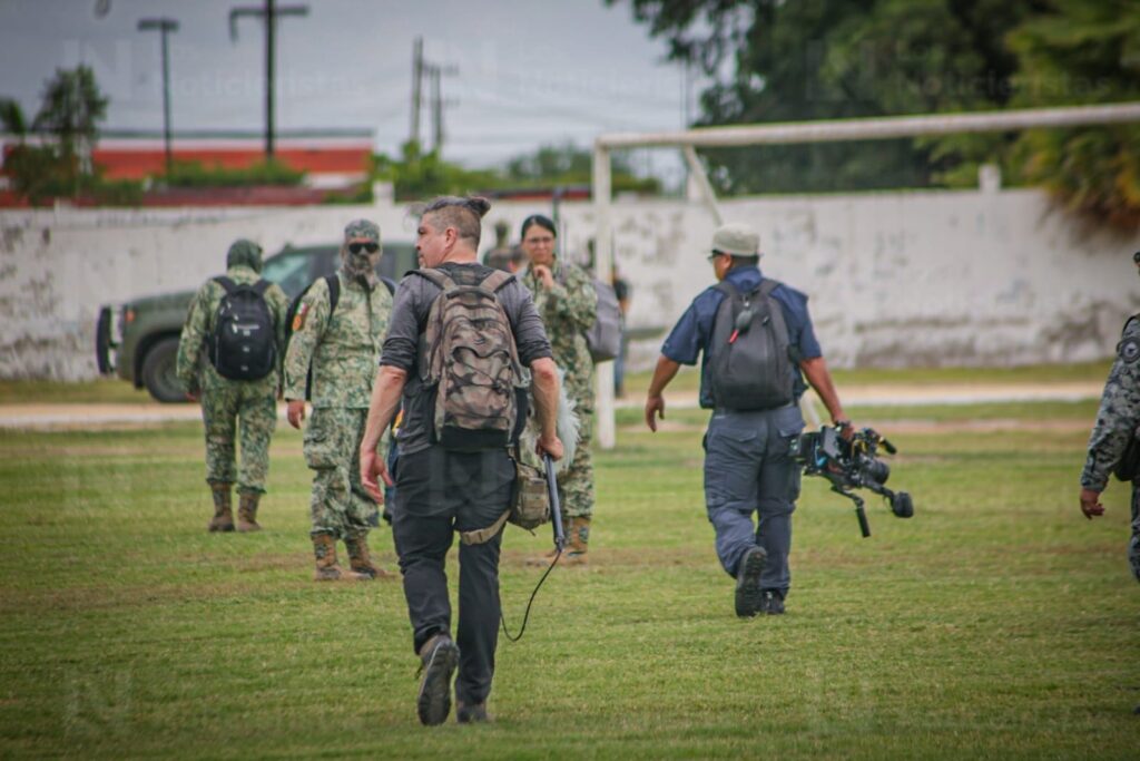 ¡Eran grabaciones! Megamovilización del Ejército en Navolato era por Epigmenio Ibarra, conocido productor y periodista