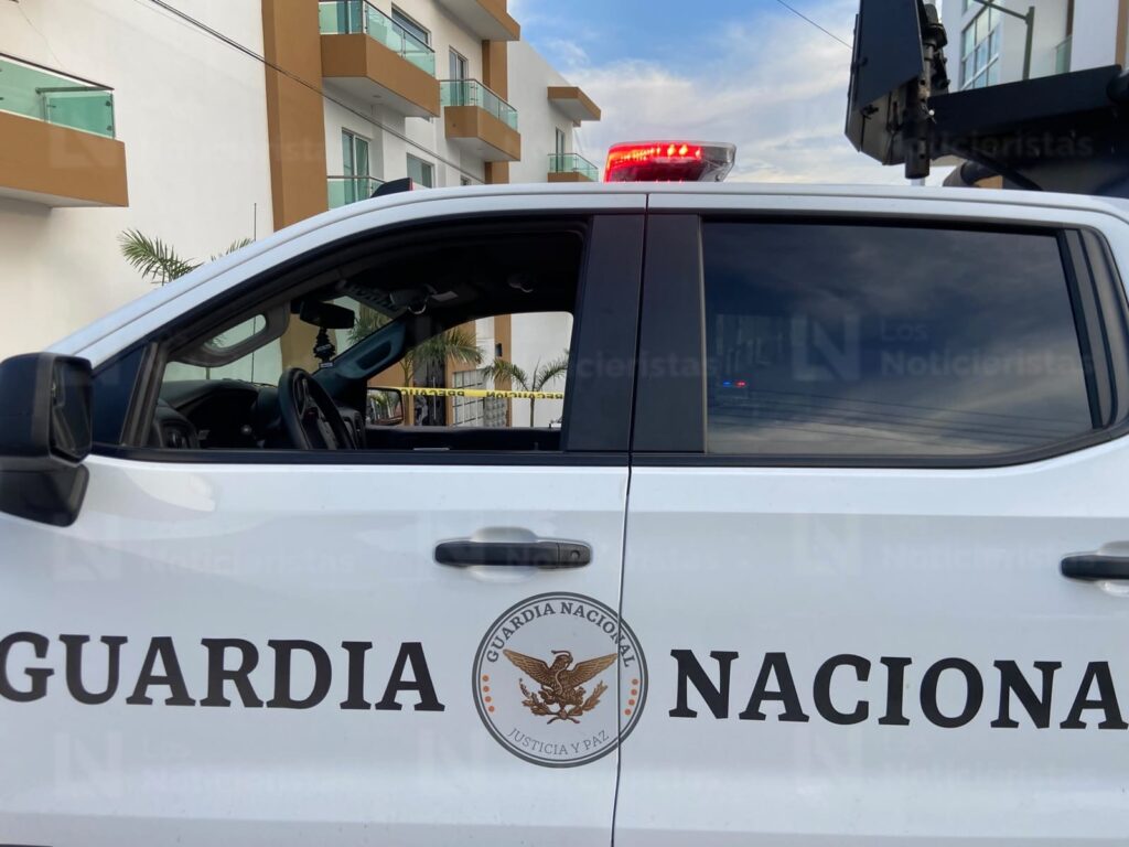 Salvó su vida, pero quedó detenido: intentan ejecutar a un joven y logra refugiarse en unos departamentos de Riveras de Tamazula, Culiacán