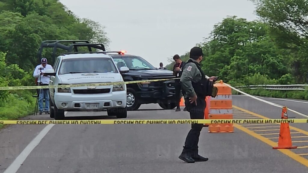 Ejecutado y esposado encuentran a un hombre cerca de La Campana, al norte de Culiacán, Sinaloa