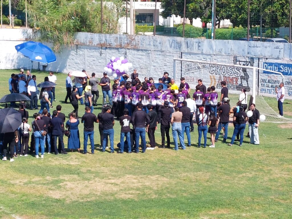 Con profundo homenaje despiden a Jonathan Josué, Cristian Adán y Edwin Emiliano, adolescentes fallecidos en la tragedia de Guamúchil