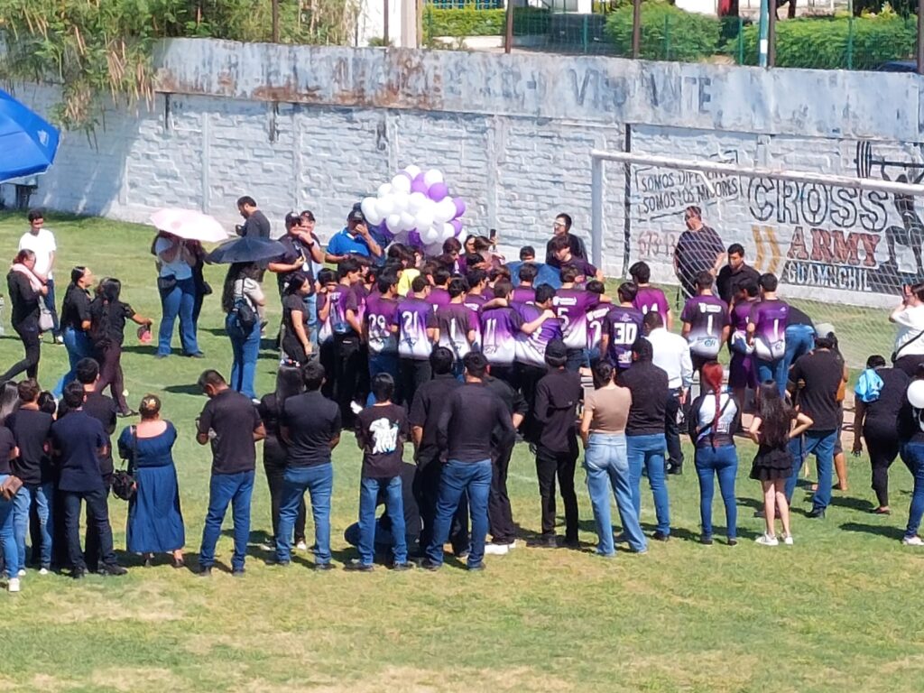 Con profundo homenaje despiden a Jonathan Josué, Cristian Adán y Edwin Emiliano, adolescentes fallecidos en la tragedia de Guamúchil