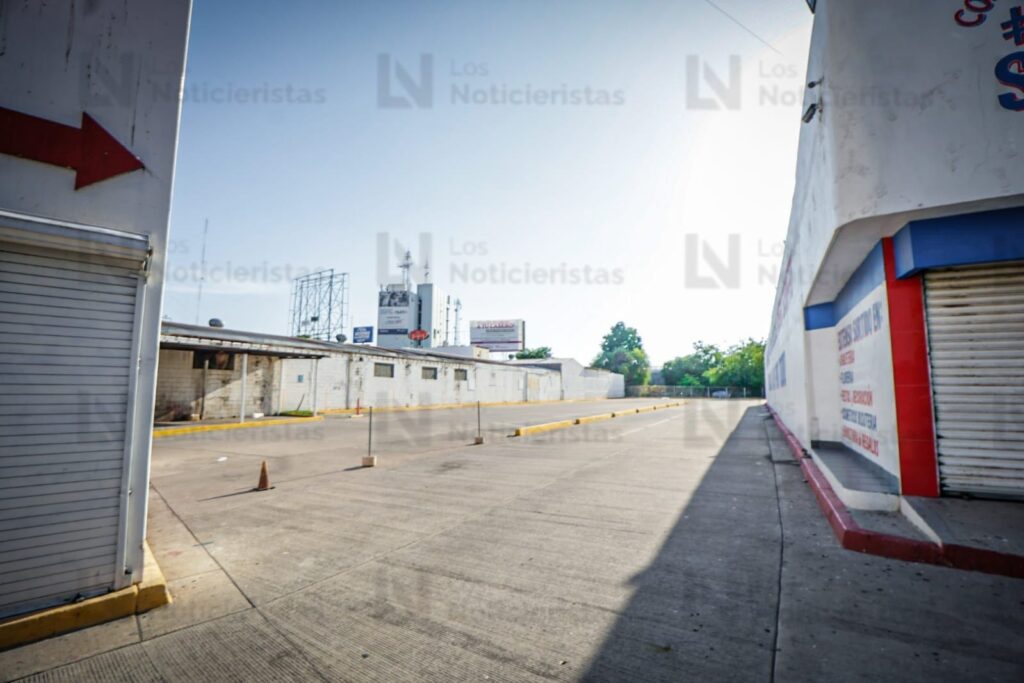 FGR asegura la tienda de importaciones Mega Sanfri en Culiacán, Sinaloa