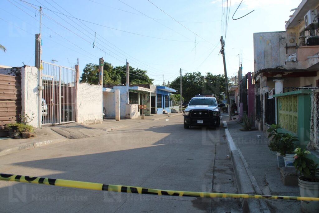 Atacan con artefactos explosivos un negocio de sushi y una vivienda en Mazatlán, Sinaloa; no hubo personas lesionadas
