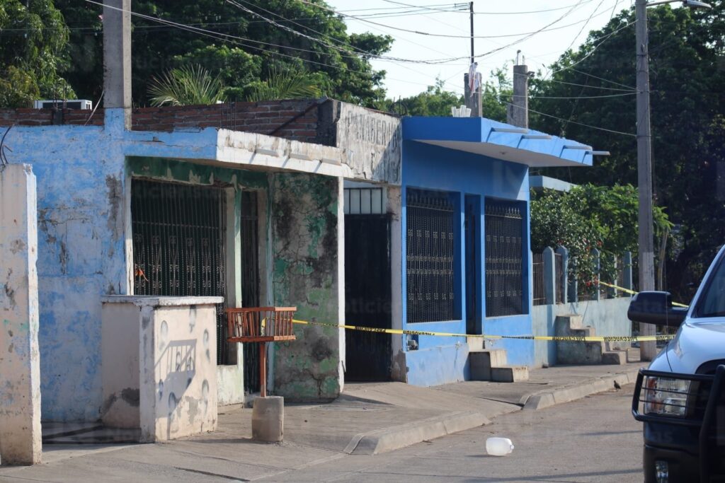 Atacan con artefactos explosivos un negocio de sushi y una vivienda en Mazatlán, Sinaloa; no hubo personas lesionadas