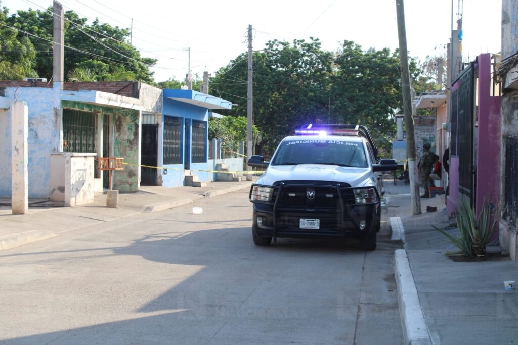 Atacan con artefactos explosivos un negocio de sushi y una vivienda en Mazatlán, Sinaloa; no hubo personas lesionadas