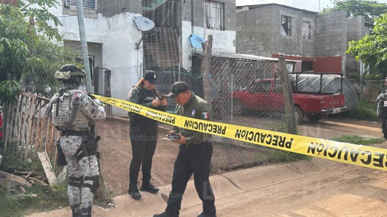 Sentado en una silla localizan ejecutado a un hombre en Valle del Agua de Culiacán, Sinaloa