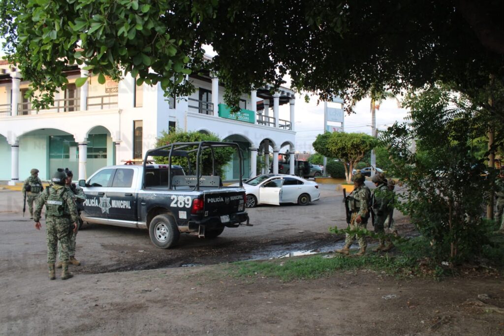 Conductor resulta herido tras ataque armado durante intento de robo de vehículo en Mazatlán, Sinaloa