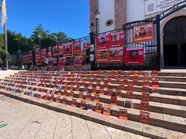 Familias de Sinaloa dejan de denunciar desapariciones por amenazas y miedo: Sabuesos Guerreras estiman más de 6 mil desaparecidos en casi dos años de violencia Familias de Sinaloa dejan de denunciar desapariciones por amenazas y miedo: Sabuesos Guerreras estiman más de 6 mil desaparecidos en casi dos años de violencia