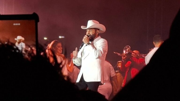 Se cancela el concierto de Pancho Barraza en Los Mochis, Sinaloa, programado para el 4 de julio; anuncian reembolso de boletos Se cancela el concierto de Pancho Barraza en Los Mochis, Sinaloa, programado para el 4 de julio; anuncian reembolso de boletos