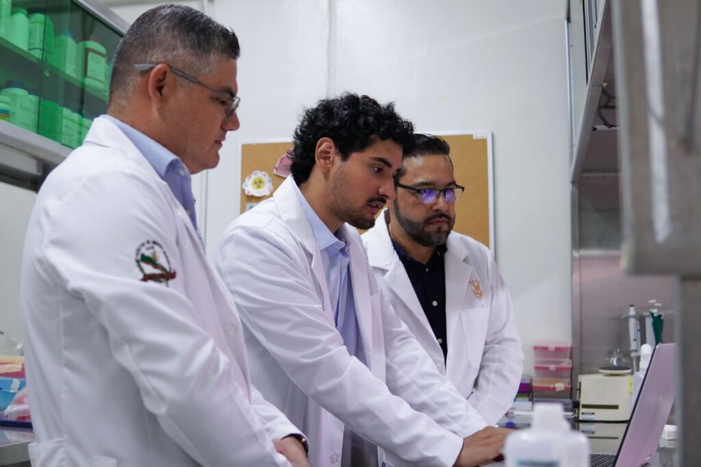 “Biopsia virtual” contra el cáncer de mama; el proyecto creado por un egresado de la UAS que tuvo éxito en Europa