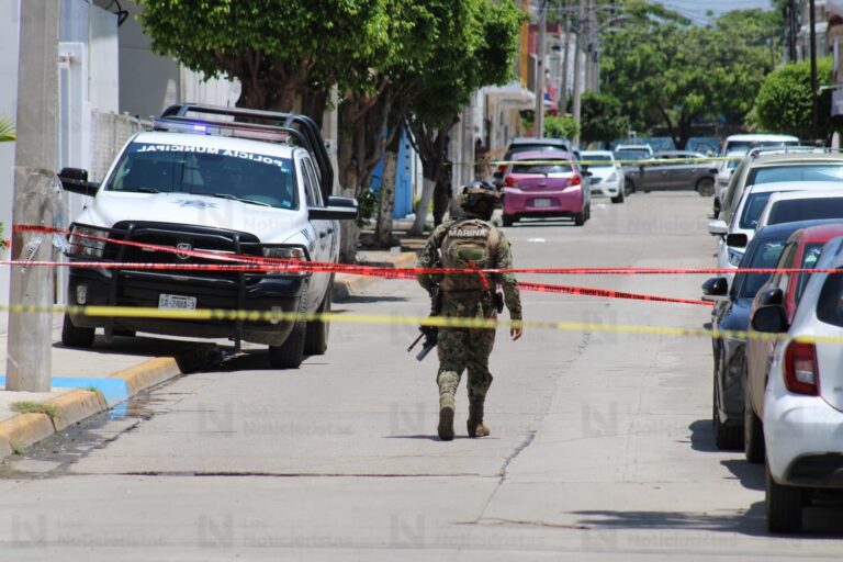Atacan a balazos a menor al salir de la Unidad de Justicia Penal para Adolescentes de la FGE en Mazatlán Atacan a balazos a menor al salir de la Unidad de Justicia Penal para Adolescentes de la FGE en Mazatlán, Sinaloa