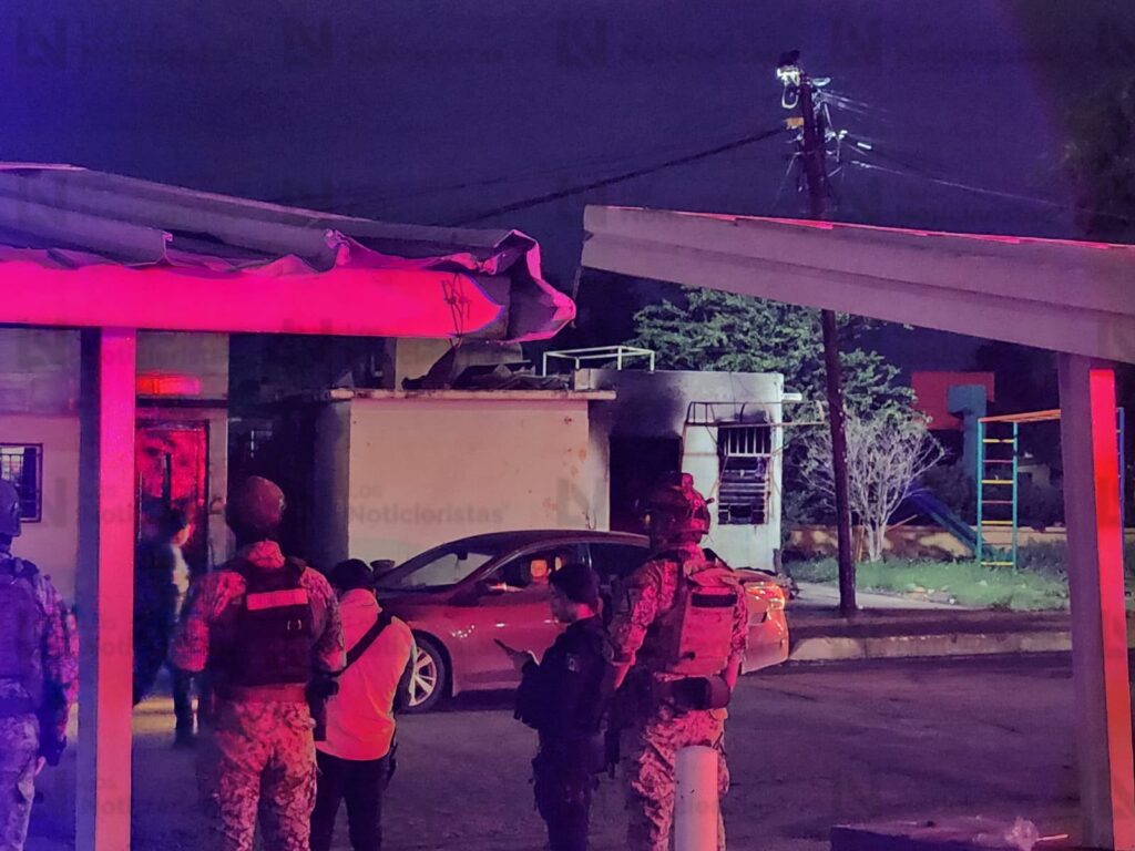 https://www.yateenteraste.mx/2026/08/12/mujer-de-22-anos-es-atacada-a-balazos-al-interior-de-un-domicilio-en-el-sector-barrancos-de-culiacan-sinaloa/