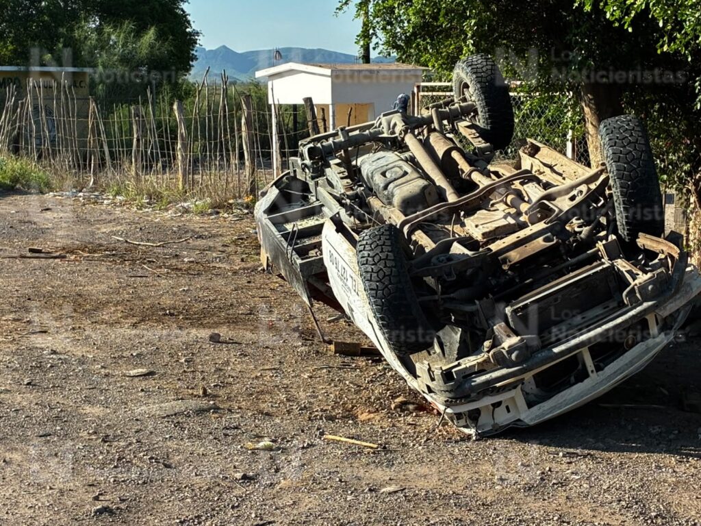 Trabajador de una vulcanizadora pierde la vida tras volcar en la México 15 y Las Varitas, en Ahome, Sinaloa