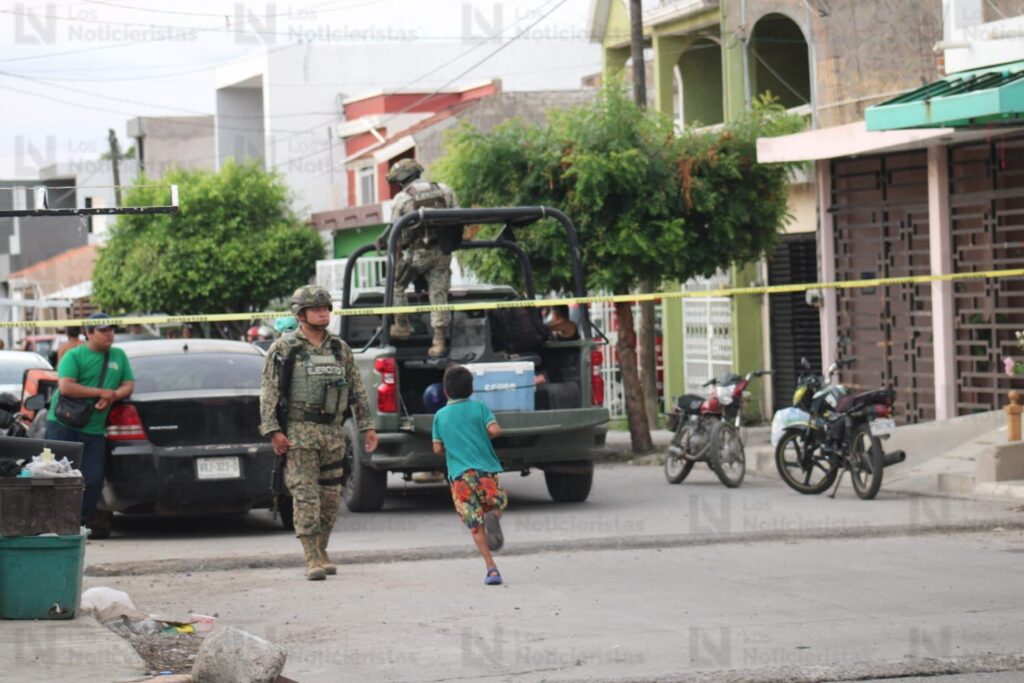 Ejecutan a padre e hijo en un taller de motos de la colonia Estero de Mazatlán, Sinaloa