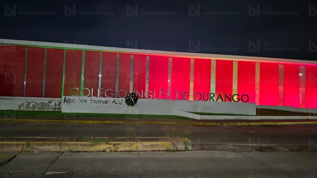 Son padres de un alumno, los detenidos por dejar corona fúnebre y amenazas en colegio de Culiacán; los identificaron por videos