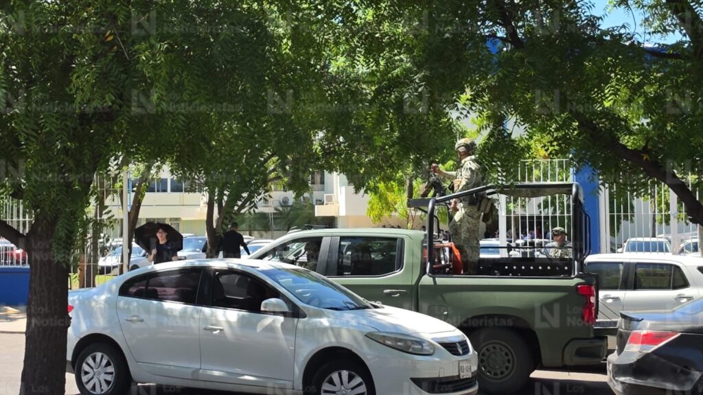 Ejecutan a balazos a un hombre joven frente a Ciudad Universitaria de Culiacán, Sinaloa