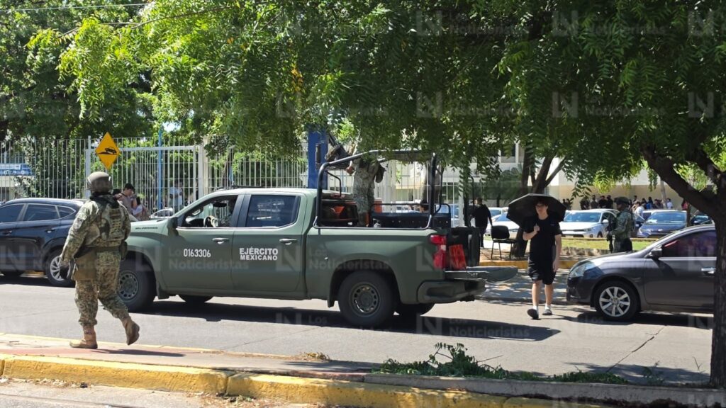 Ejecutan a balazos a un hombre joven frente a Ciudad Universitaria de Culiacán, Sinaloa