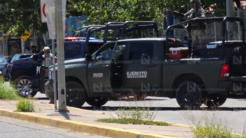 Ejecutan a balazos a un hombre joven frente a Ciudad Universitaria de Culiacán, Sinaloa