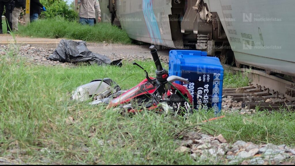 Muere repartidor tras ser arrollado por el tren en Barrancos, Culiacán; lo identifican como Ángel Bernardo