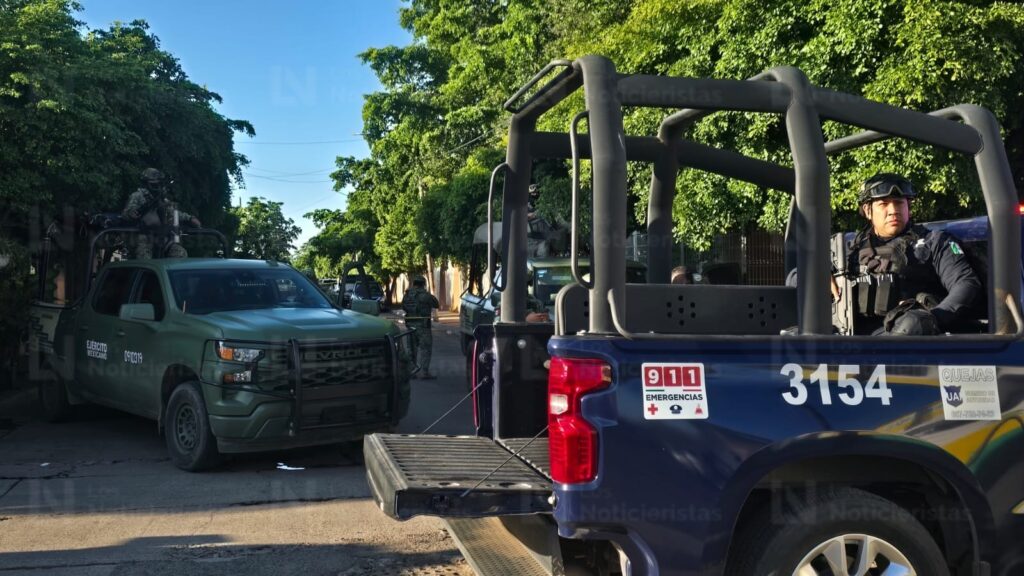 Con la cabeza cubierta con plásticos transparentes encuentran ejecutado a otro hombre, ahora en la Tierra Blanca de Culiacán